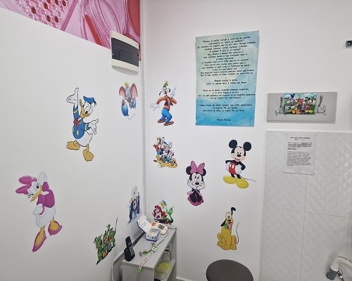 Free HTML5 Bootstrap Template by FreeHTML5.co